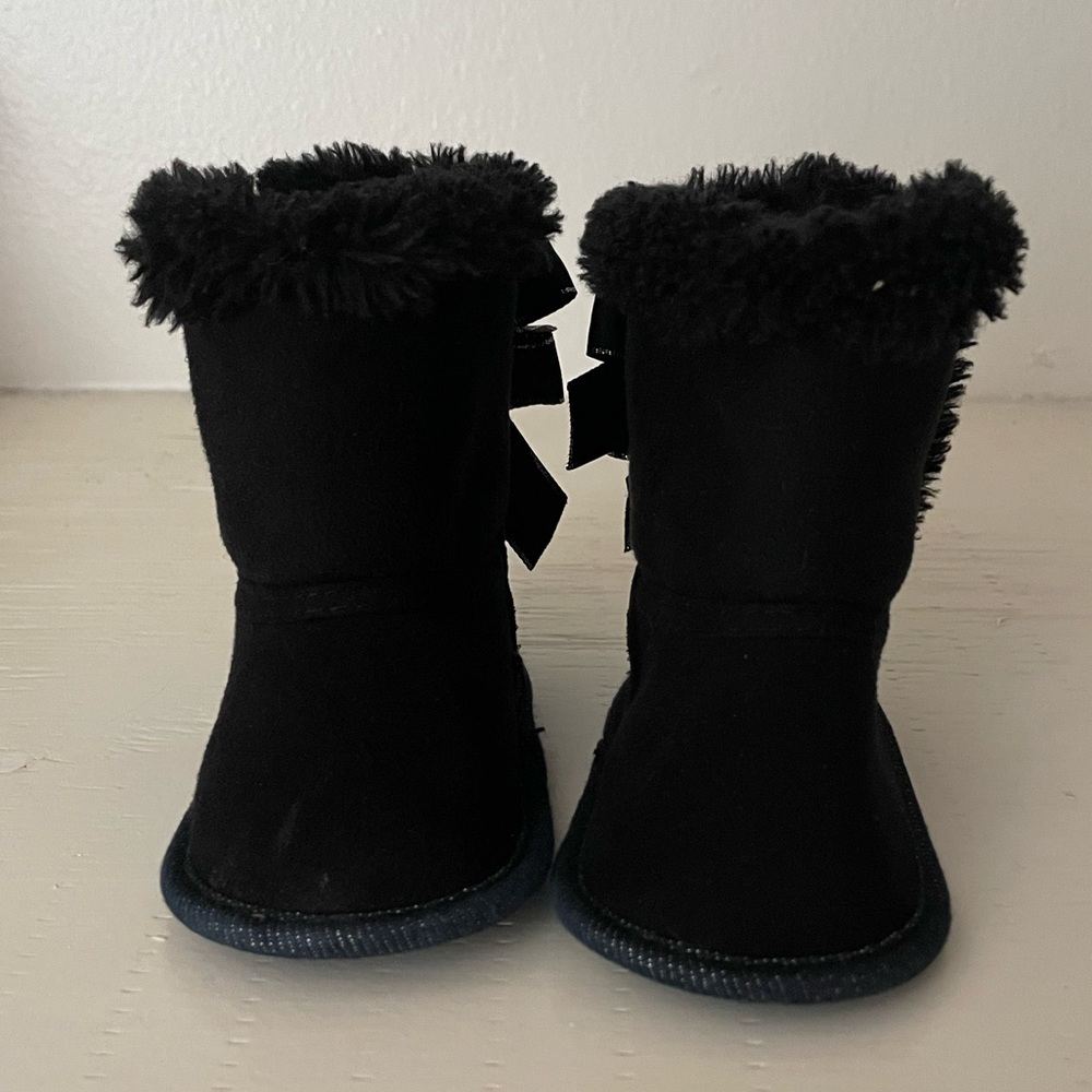 Black baby booties